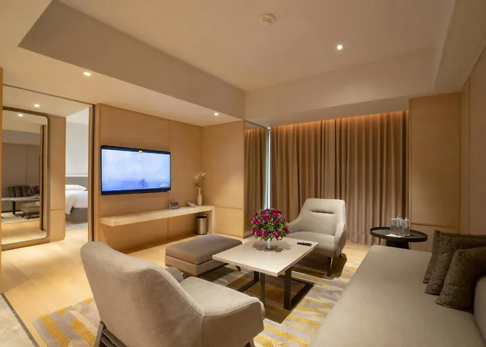 Courtyard By Marriott Ahmedabad Sindhu Bhavan Road